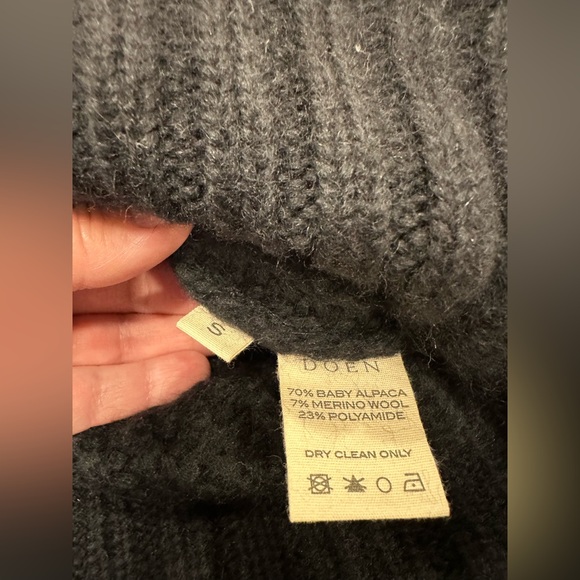 Doen Lulu Sweater in Black - US Small - Picture 4 of 12